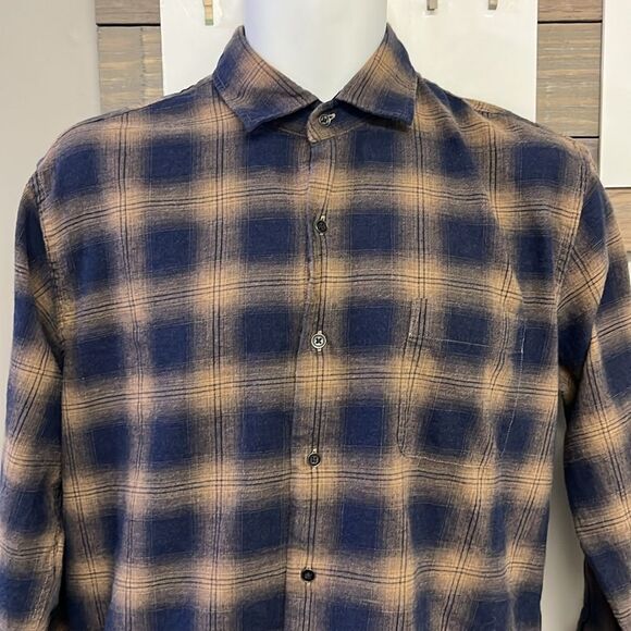 Peter Millar Men’s Plaid Button Collared Down Long Sleeve Pocket Shirt- Medium - Picture 4 of 13